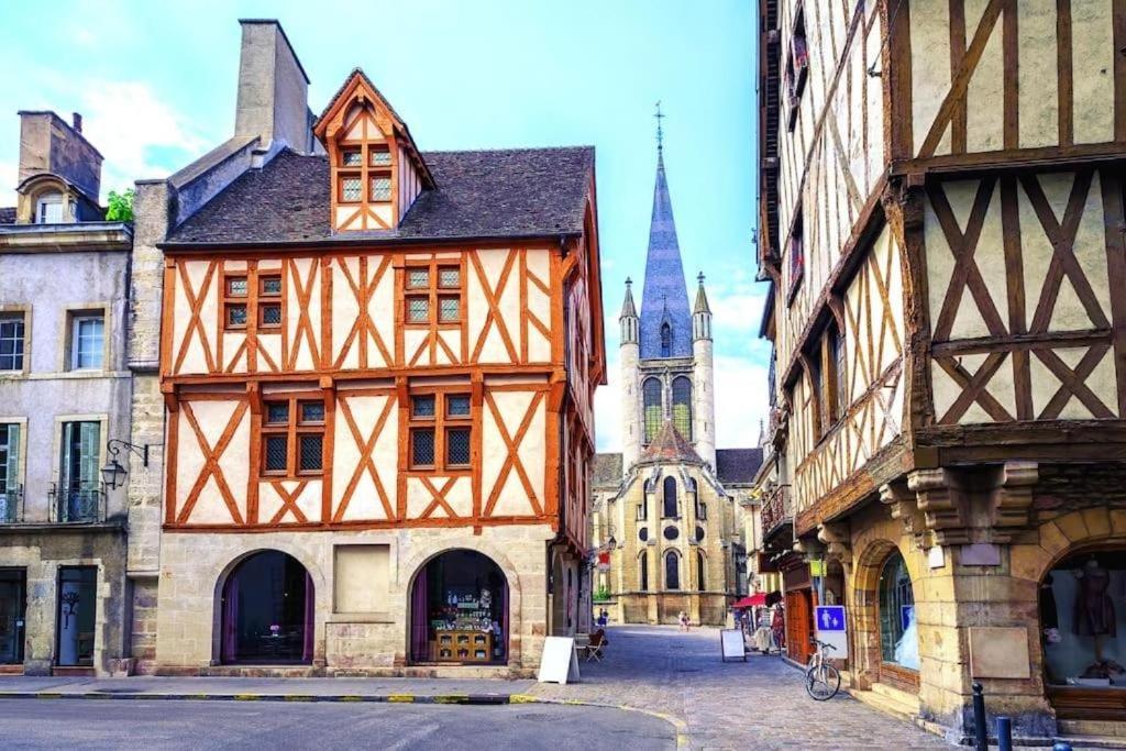 Le Romantique - Ancien Appartement Dijon